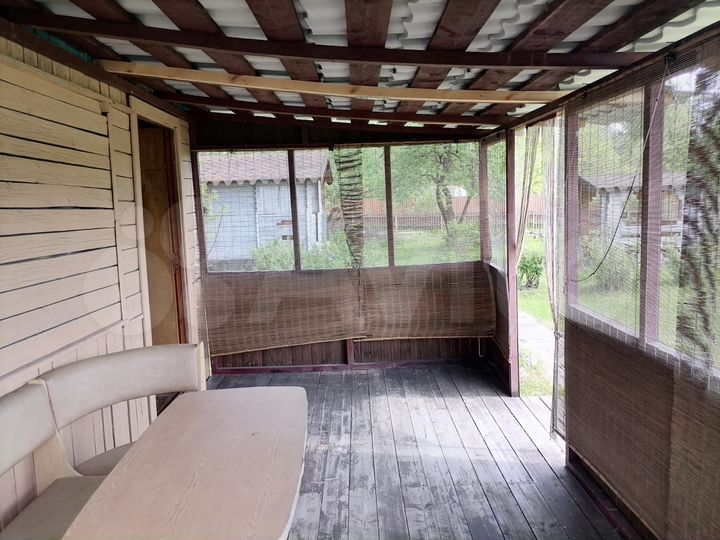 Дача 25 м² на участке 4 сот.