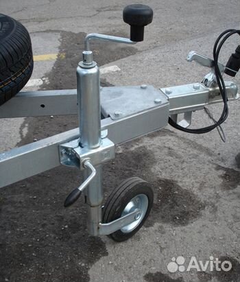 Опорное колесо легкового прицепа. Новое