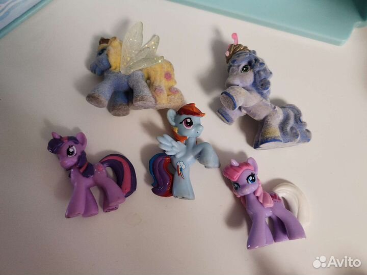 Игрушки пакетом киндер сюрприз и my little pony