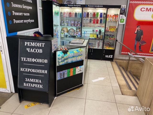 Продавец мобильных аксессуаров