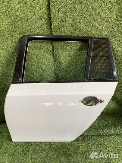Задняя левая дверь bmw 5 e61 универсал