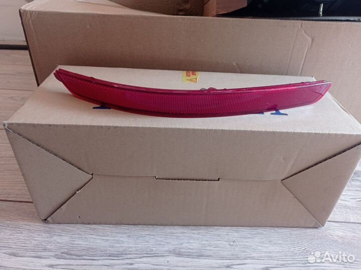 Катафот В бампер задний левый Kia Rio 2015-2017