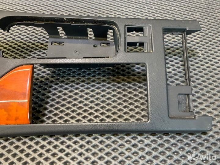 Консоль АКПП Lexus RX350