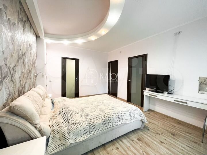 3-к. квартира, 120,4 м², 4/6 эт.