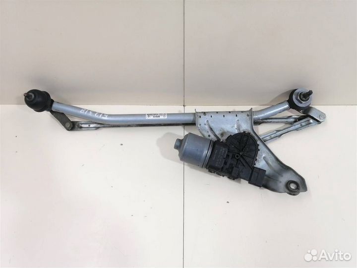 Трапеция стеклоочистителей LADA Largus 2012