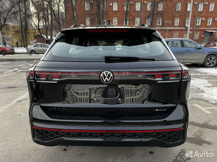 Volkswagen Tiguan 2.0 AMT, 2024, 5 км