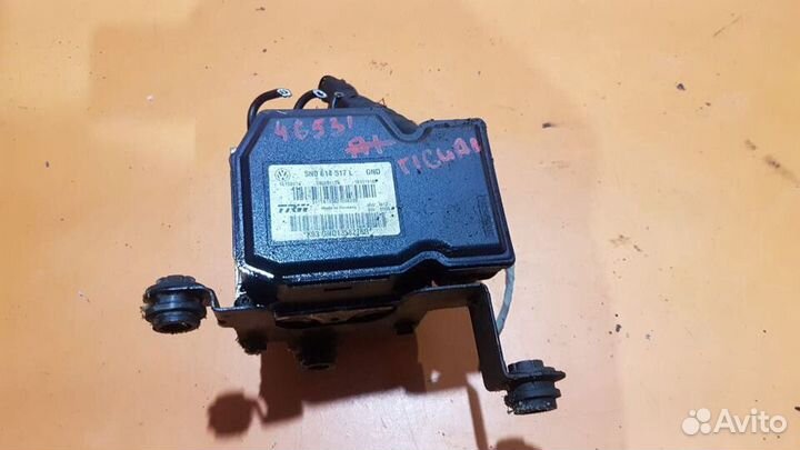 Блок ABS на VW Tiguan