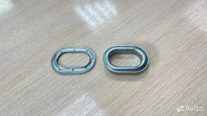 Люверс тента прицепа овальный d 42х22 мм (в компл