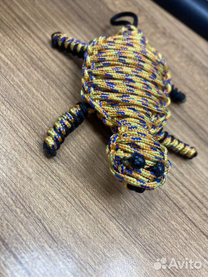 Темляк для ножа