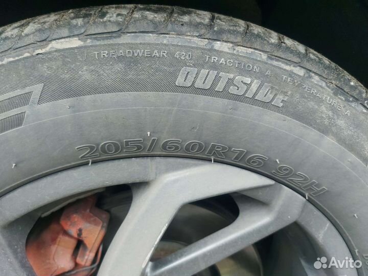 Kumho Ecowing ES01 KH27 205/60 R16 92H