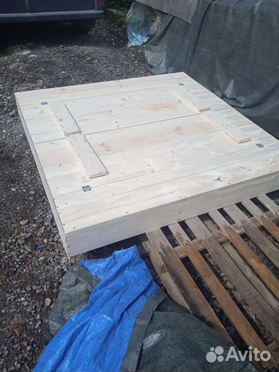 Детская песочница 150*150 с крышкой и лавочками