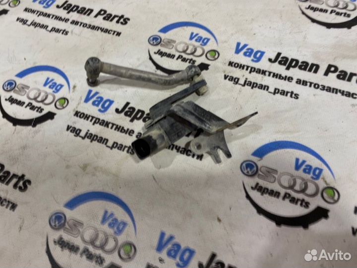 Датчик высоты дорожного просвета передний Audi A5