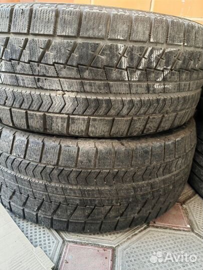 Bridgestone Blizzak LM-80 Evo 255/45 R19 100V