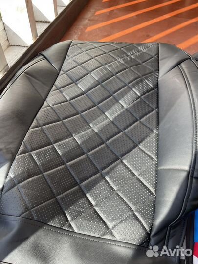 Чехлы из Экокожи Чёрные-Стёганые