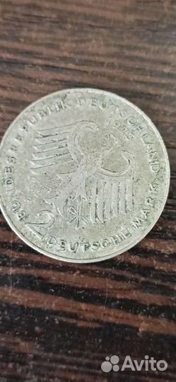 Монеты магнитные