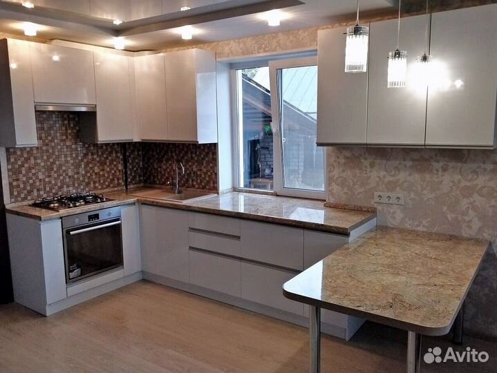 Современный кухонный гарнитур под ключ