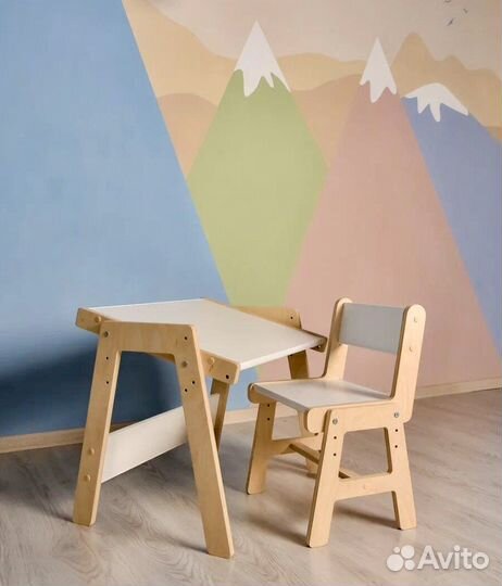 Детский стол и стул