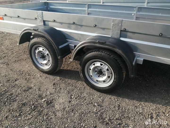 Двухосный легковой прицеп