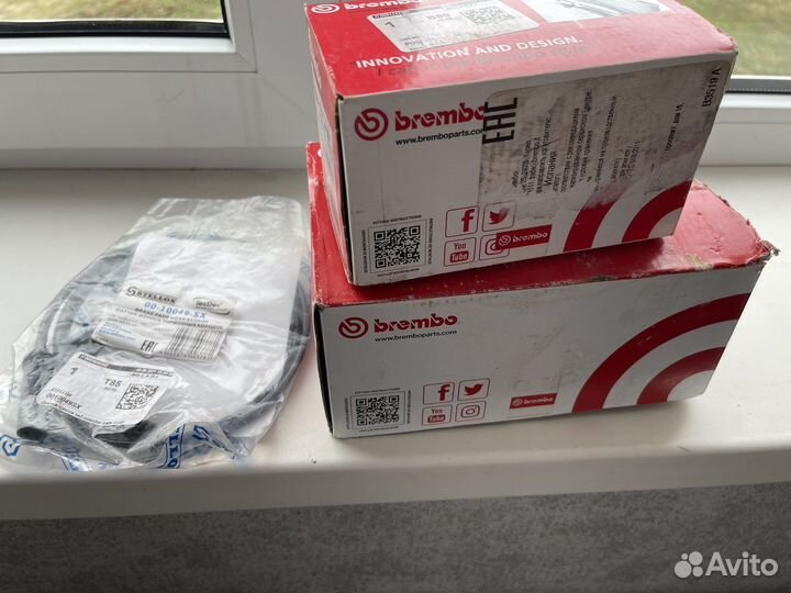 Тормозные колодки Brembo на BMW