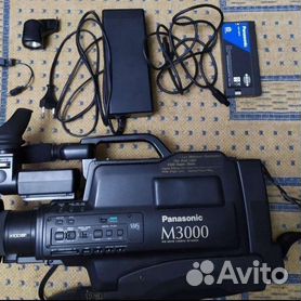 Профессиональная видеокамера VHS Panasonic M3000