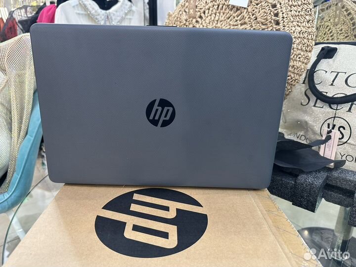 Ноутбук HP desktop-O9T11H0