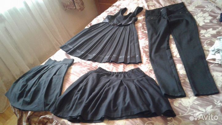 Школьная форма чёрная,темно-синяя 134,140,146,152