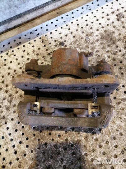 Суппорт тормозной задний левый Great Wall Hover