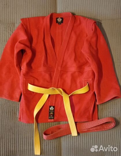 Куртка кимоно для единоборств 175р