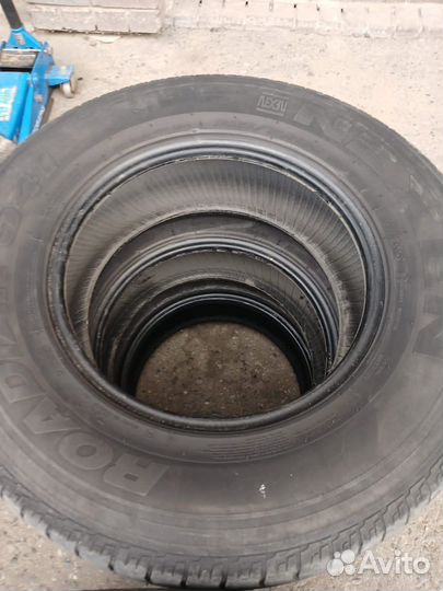 Nexen Roadian 541 235/75 R16