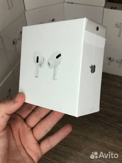 AirPods Pro с шумоподавлением