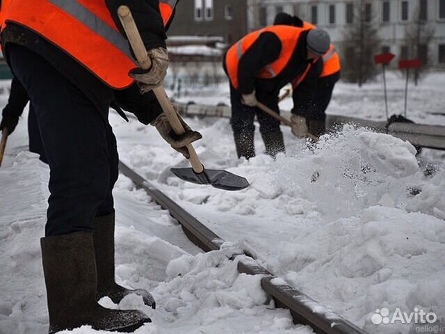 Вывоз снега чистка