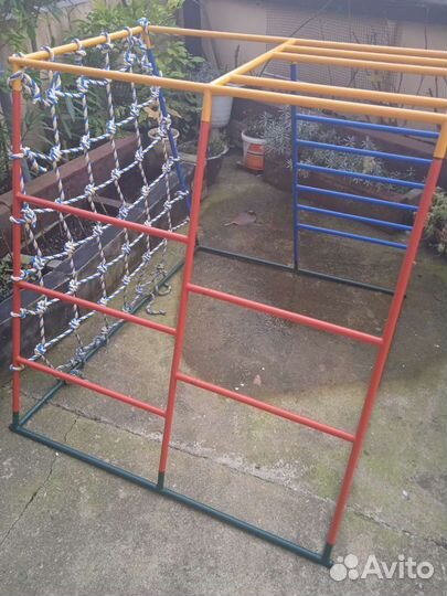 Детский игровой уголок