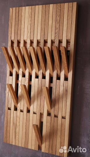 Вешалка в прихожую