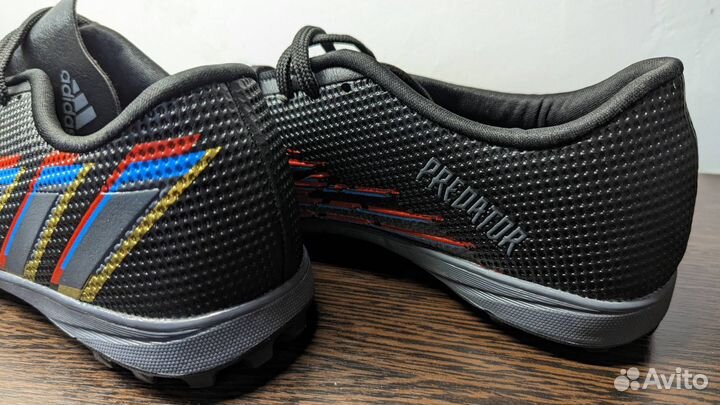 Сороконожки Adidas Predator