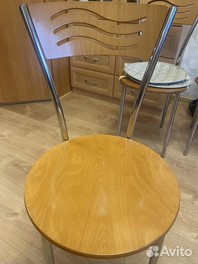 Кухонные стулья 4 шт