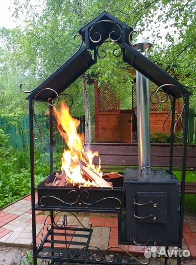 Мангал с крышей