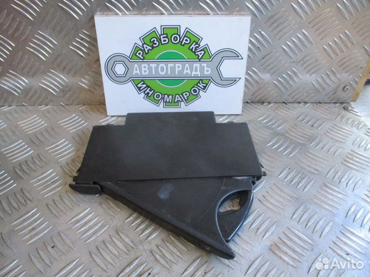 Подстаканник Volkswagen Passat B5 98г