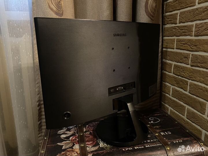 Монитор samsung c24f390fhi