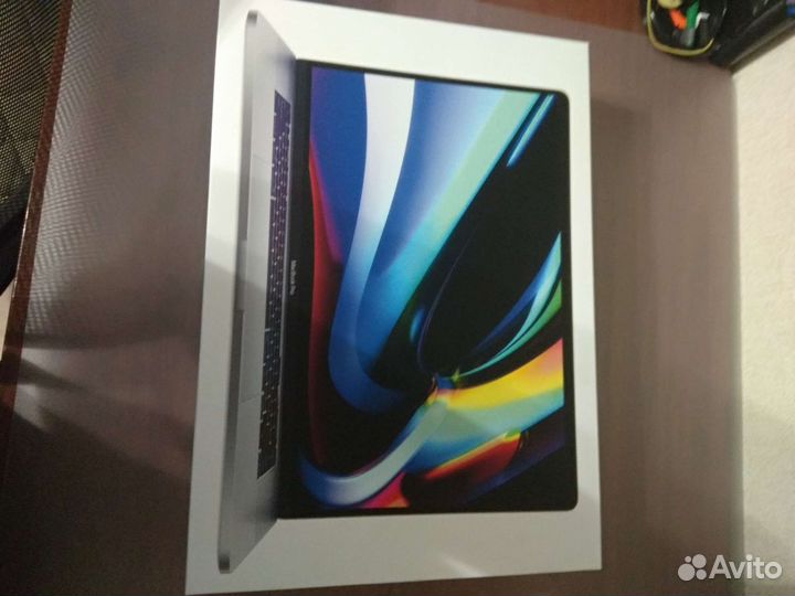 Коробка от макбука пустая