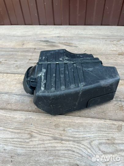 Корпус воздушного фильтра Renault Megane 2 1.4