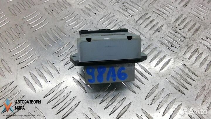 Сопротивление печки Toyota Prius 2 2007 8716547020