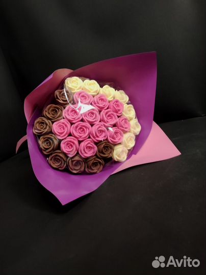 Шоколадные Розы - 29 шт в Букете