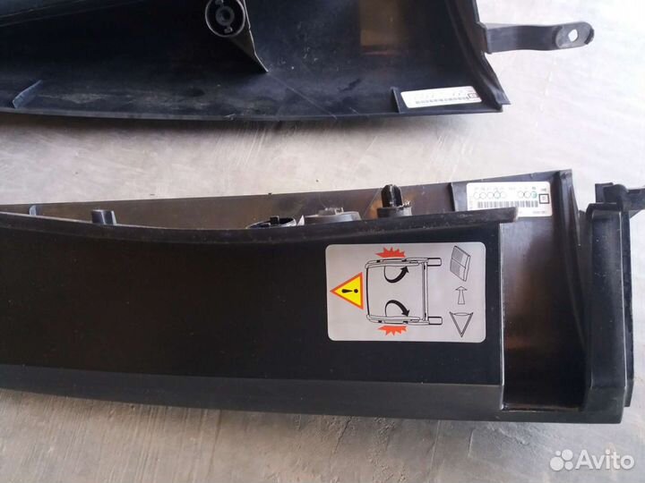 Накладки задние над фонарем Лада Ларгус