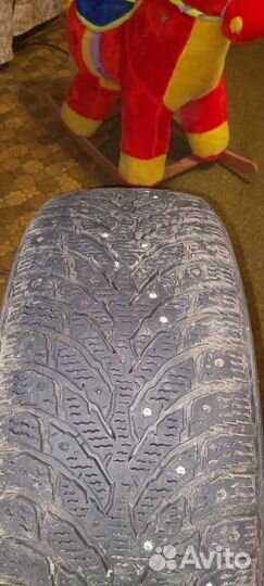 Nokian Tyres Hakkapeliitta 9 215/55 R17