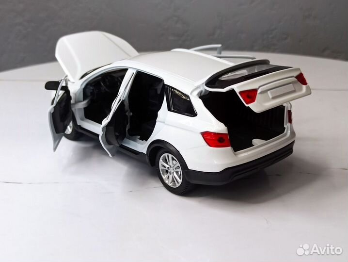 Модель автомобиля LADA Vesta в масштабе 1:24