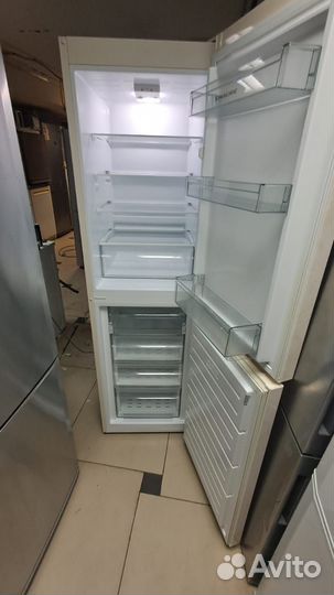 Холодильник SchaubLorenz