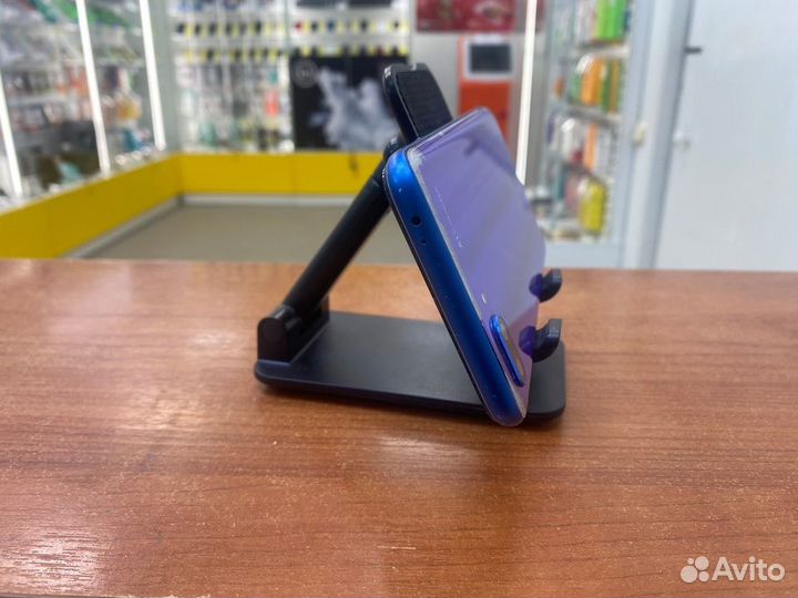 HONOR 10, 4/64 ГБ