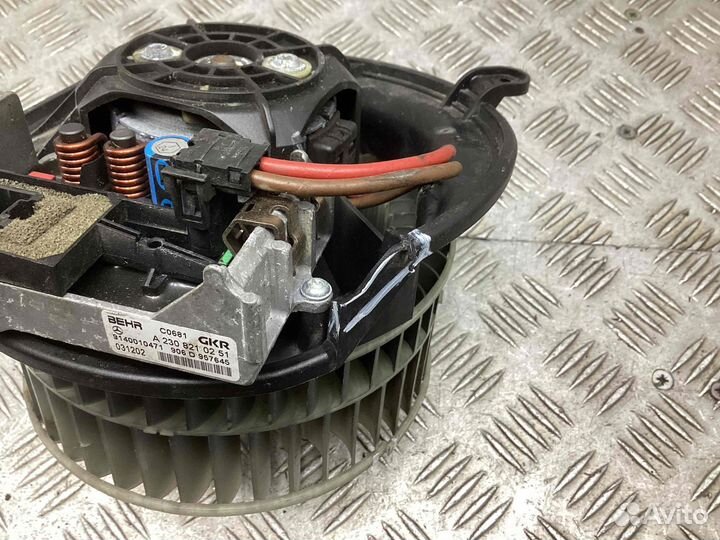 Моторчик печки Mercedes-Benz E-Class