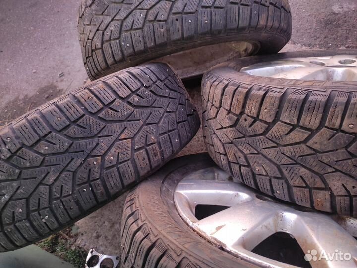 Gislaved Nord Frost 5 205/55 R16