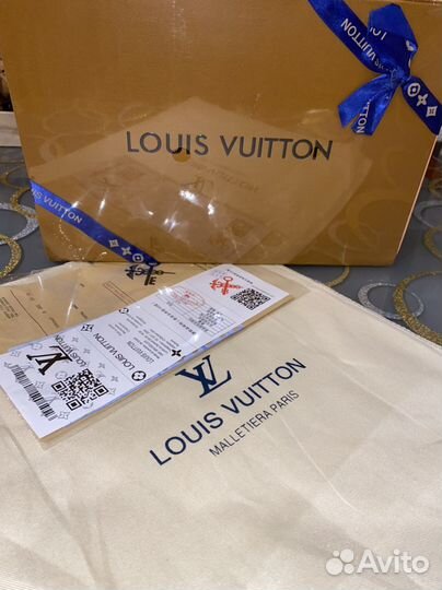 Сумочка Louis Vuitton